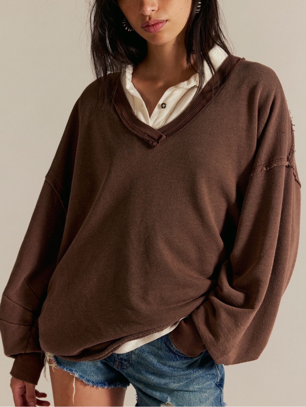 VENICE V NECK SWEATSHIRT BROWN BEAR